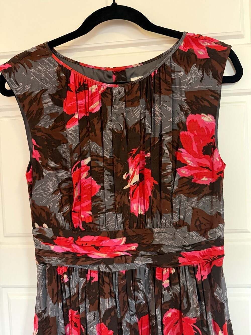 Boden Floral Fit Flare Dress US 4L UK 8L Red Pink Brown Pintuck Sleeveless Lined - Picture 4 of 9